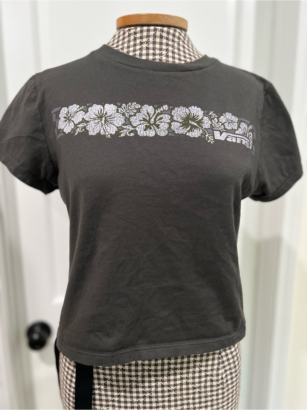 Vans Black Cropped Tee with White Floral Logo